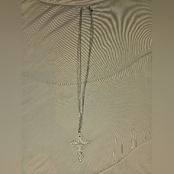 Cross Necklace - Picture 3 of 3